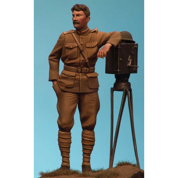 ART GIRONA International English War Correspondent 1916 figurine