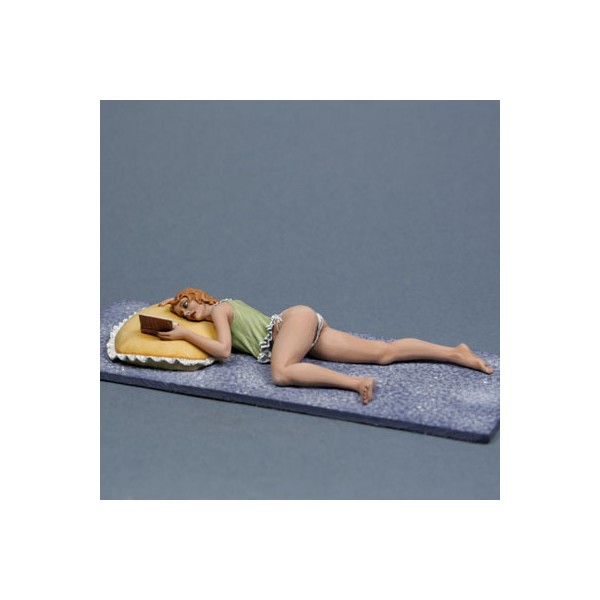 ART GIRONA Miniatures Lolita figurine 54 mm