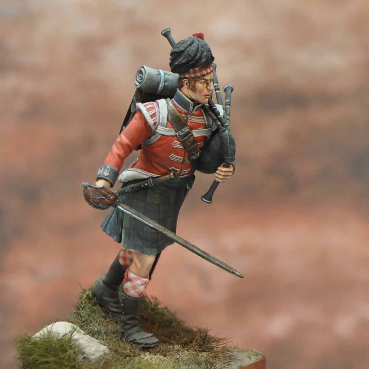ART GIRONA International Serie 42nd Highlanders Piper figurine 1809