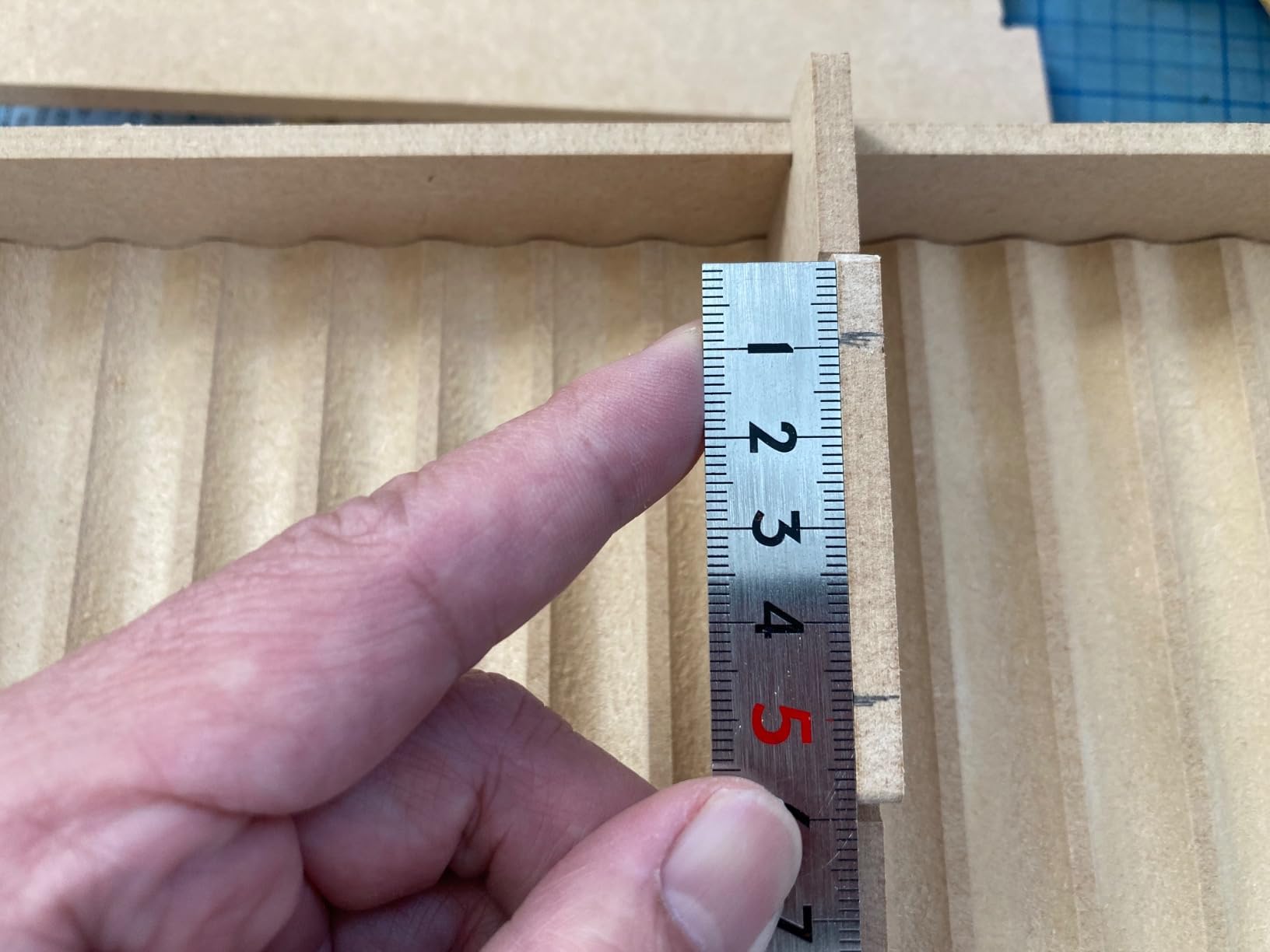 Bucasso Hobby Organizer GK4 range-outils 64 rainures MDF