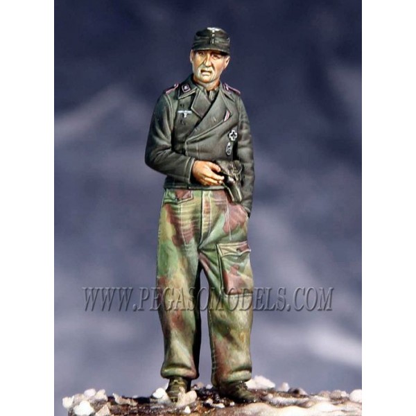 Art Girona Miniatures German Tanker figurine à peindre
