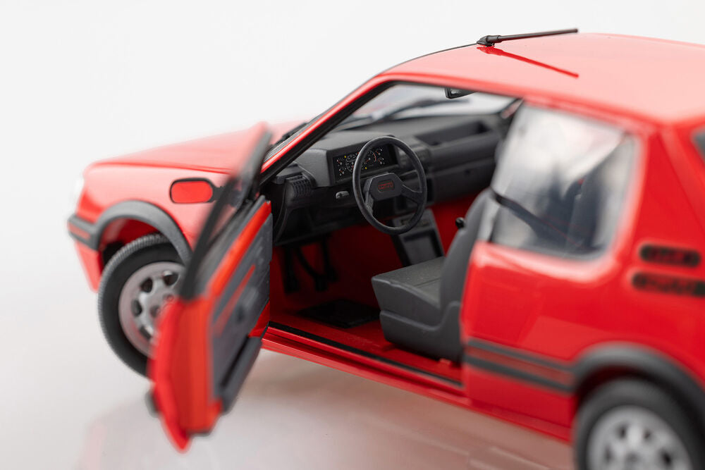 Heller Peugeot 205 GTI 1/24 maquette voiture France