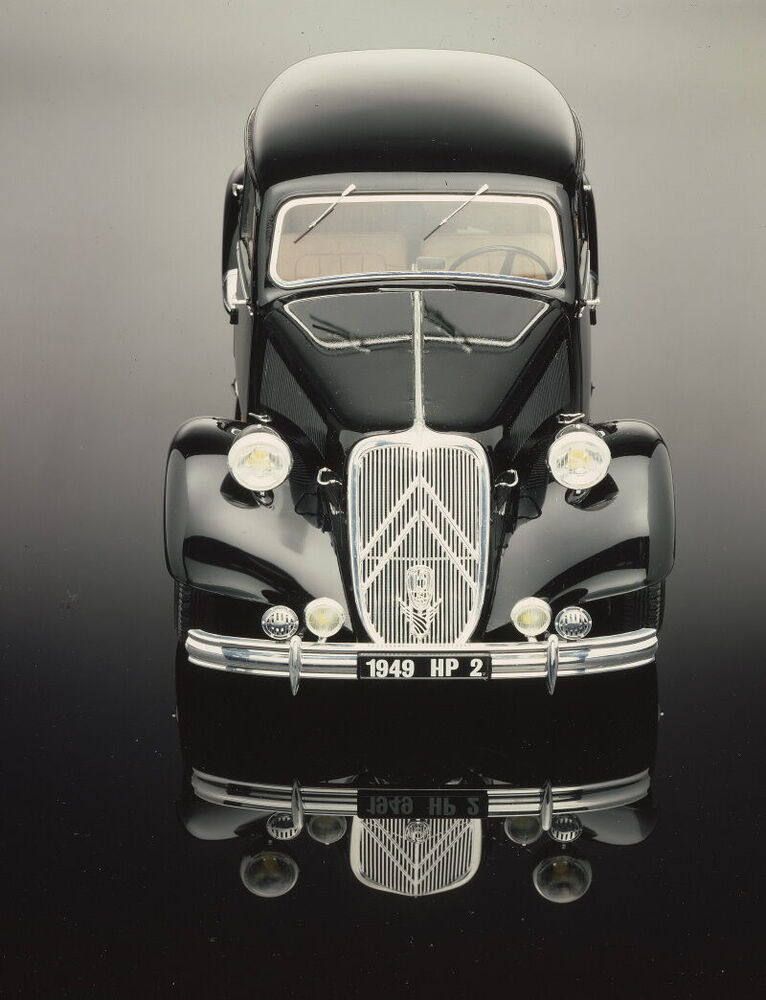 Heller Citroen 15 SIX Traction Avant 1/8 maquette voiture grande échelle
