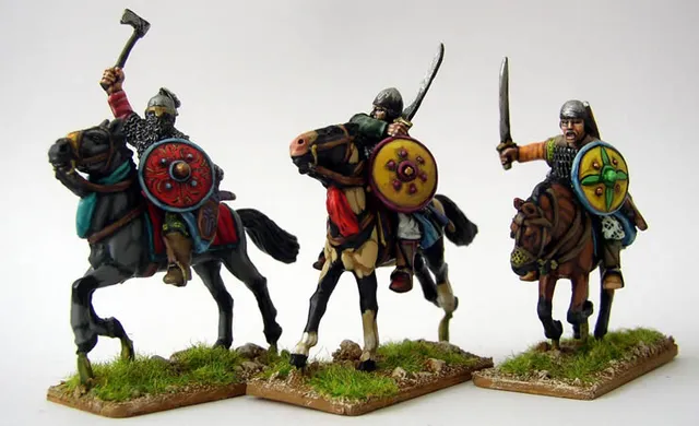 Perry Miniatures Crusades MA8 Cavalerie lourde figurines épées