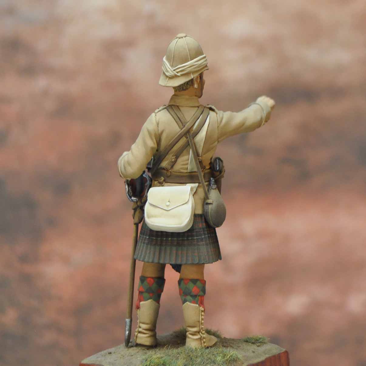 Art Girona International Serie Queen's Own Cameron figurine 1902