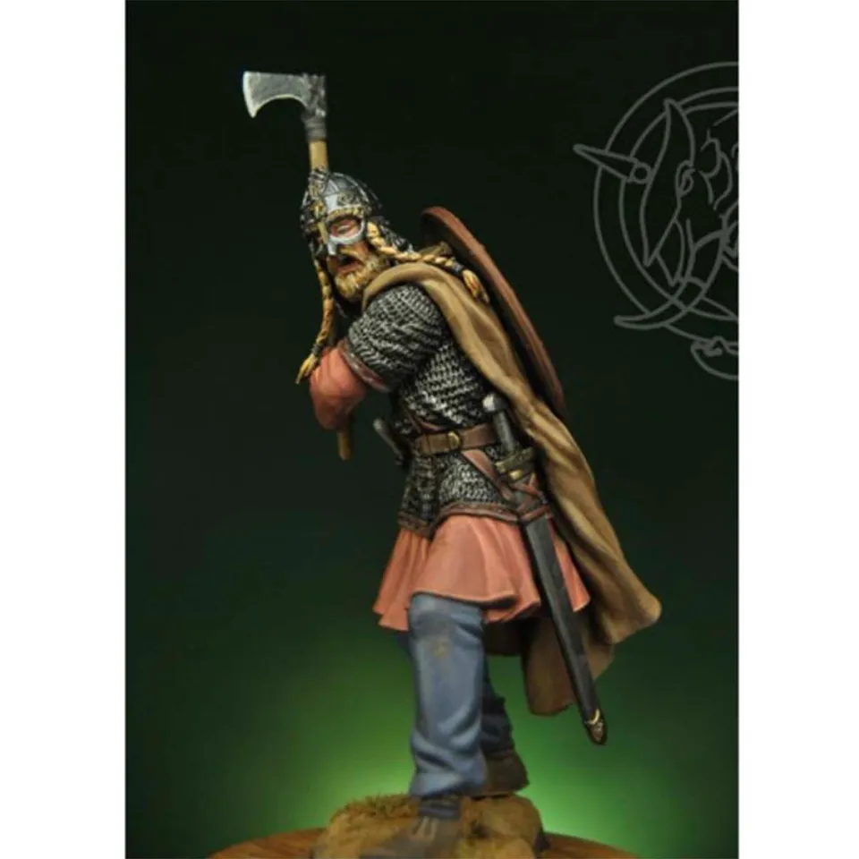 Art Girona Miniatures Viking Chieftain figurine 1014